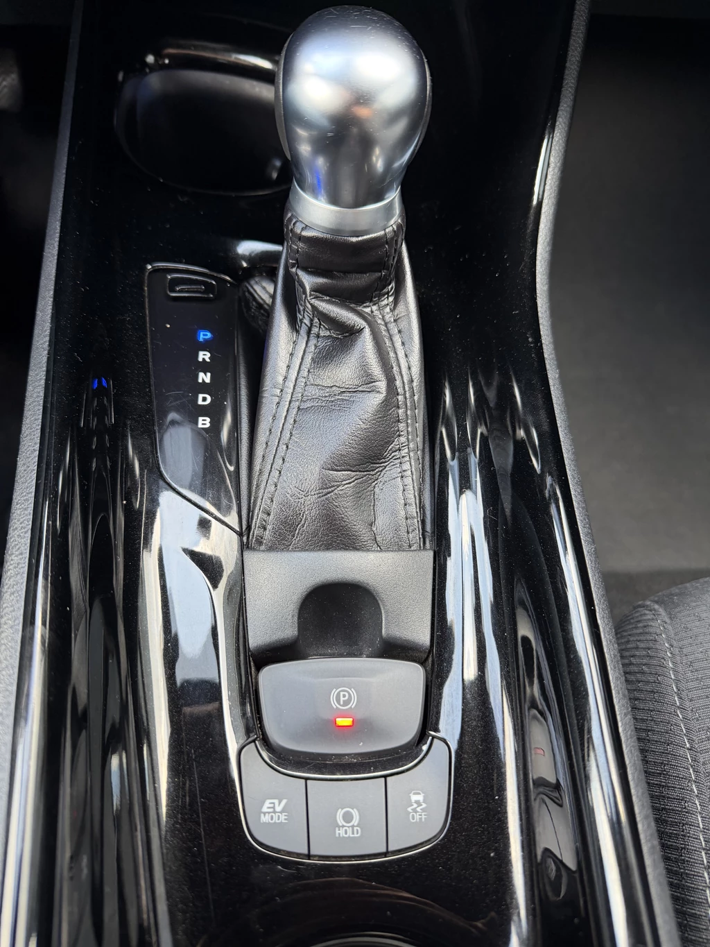 Toyota C-HR – foto 28