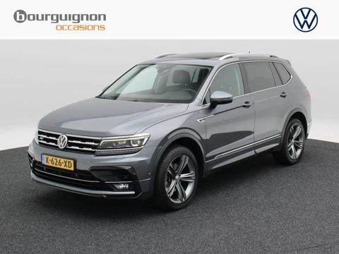 Volkswagen Tiguan Allspace 1.5 TSi 150 Pk Automaat R-Line 7-Persoons | Stoelverwarming | Panorama dak | Adaptive Cruise | 360 Camera | Trekhaak | CarPlay | 19 Inch | 139.672 Km !!