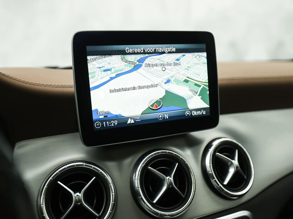 Mercedes-Benz CLA – foto 9