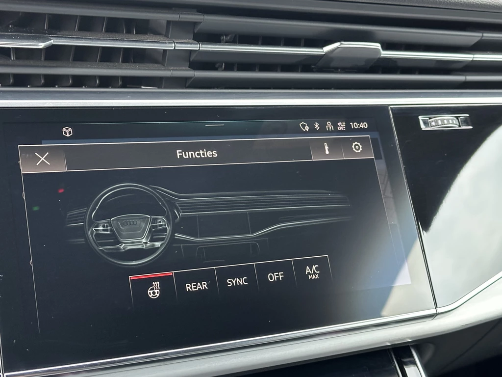 Audi Q8 – foto 32