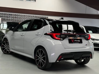 Toyota Yaris – thumbnail 2