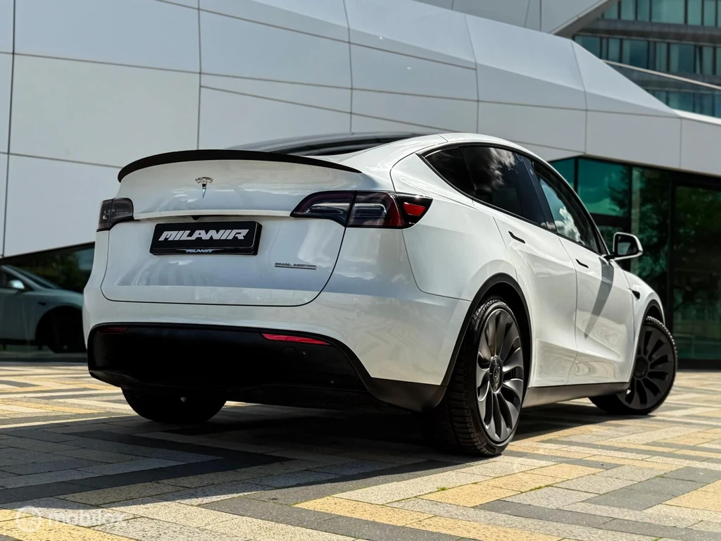 Tesla Model Y – foto 6