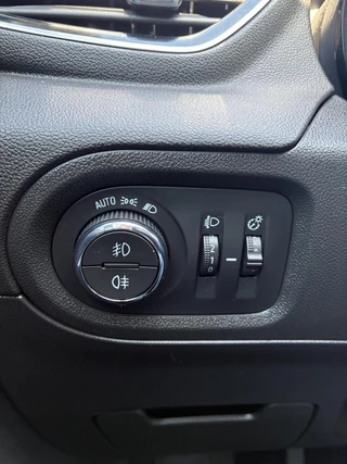 Opel Grandland X – thumbnail 28