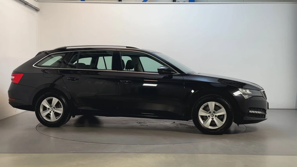 Škoda Superb – foto 6