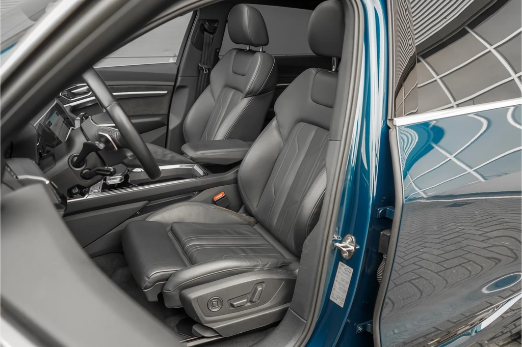 Audi e-tron – foto 12