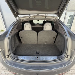 Tesla Model X – thumbnail 14