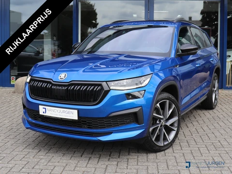 Škoda Kodiaq 1.5 TSI | Sportline | Business | Pano | Camera | Assistentie Pakket | Comfort Pakket | Travel Pakket | 20" LM Vega | Virtual Cockpit | Wegdraaib. Trekhaak |