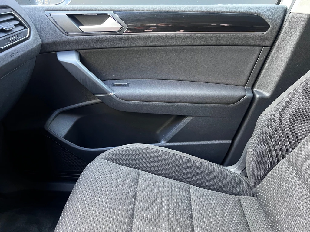 Volkswagen Touran – foto 16