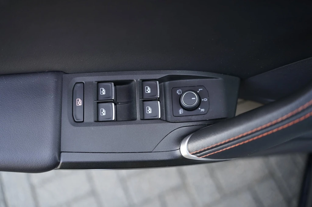 SEAT Leon – foto 16