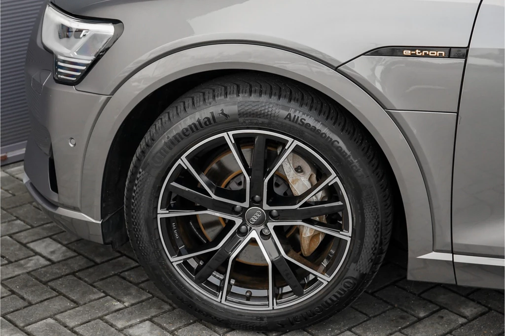 Audi e-tron – foto 19