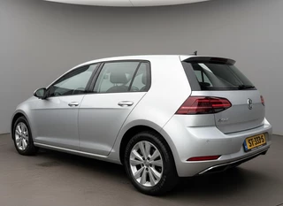 Volkswagen Golf – thumbnail 4