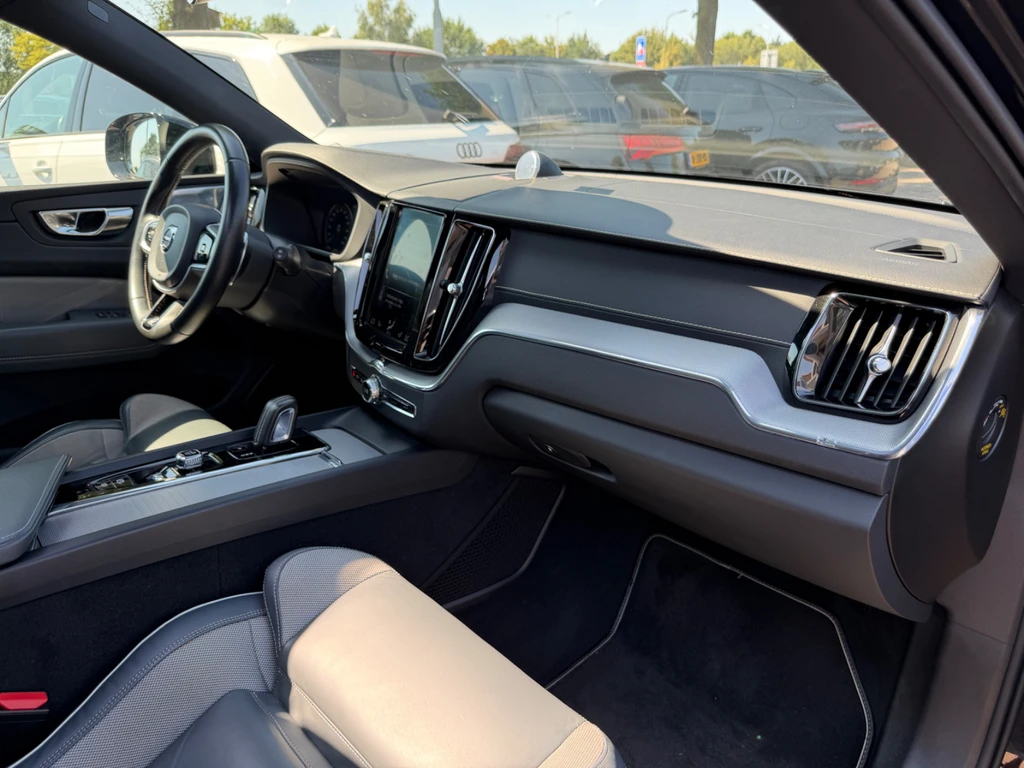 Volvo XC60 – foto 11