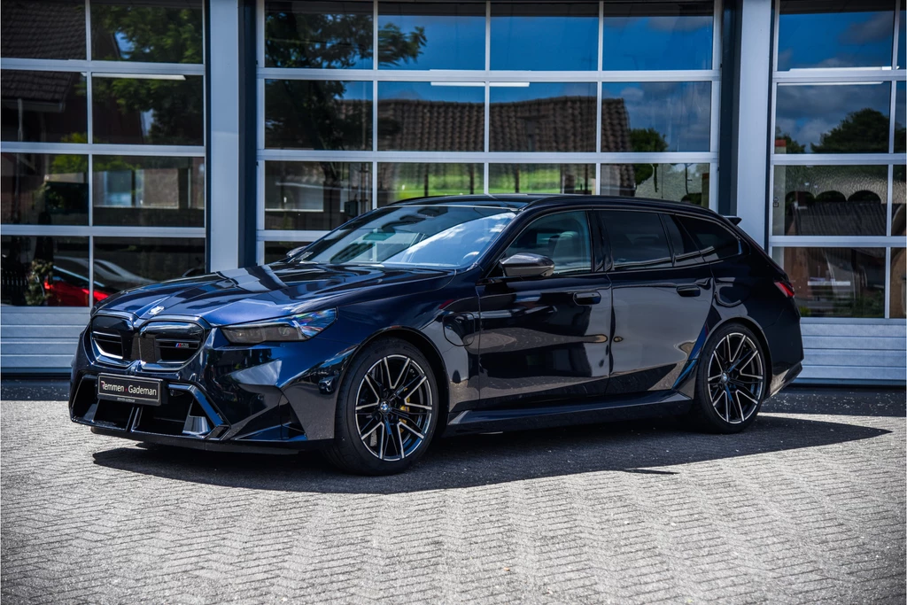 BMW M5 – foto 1