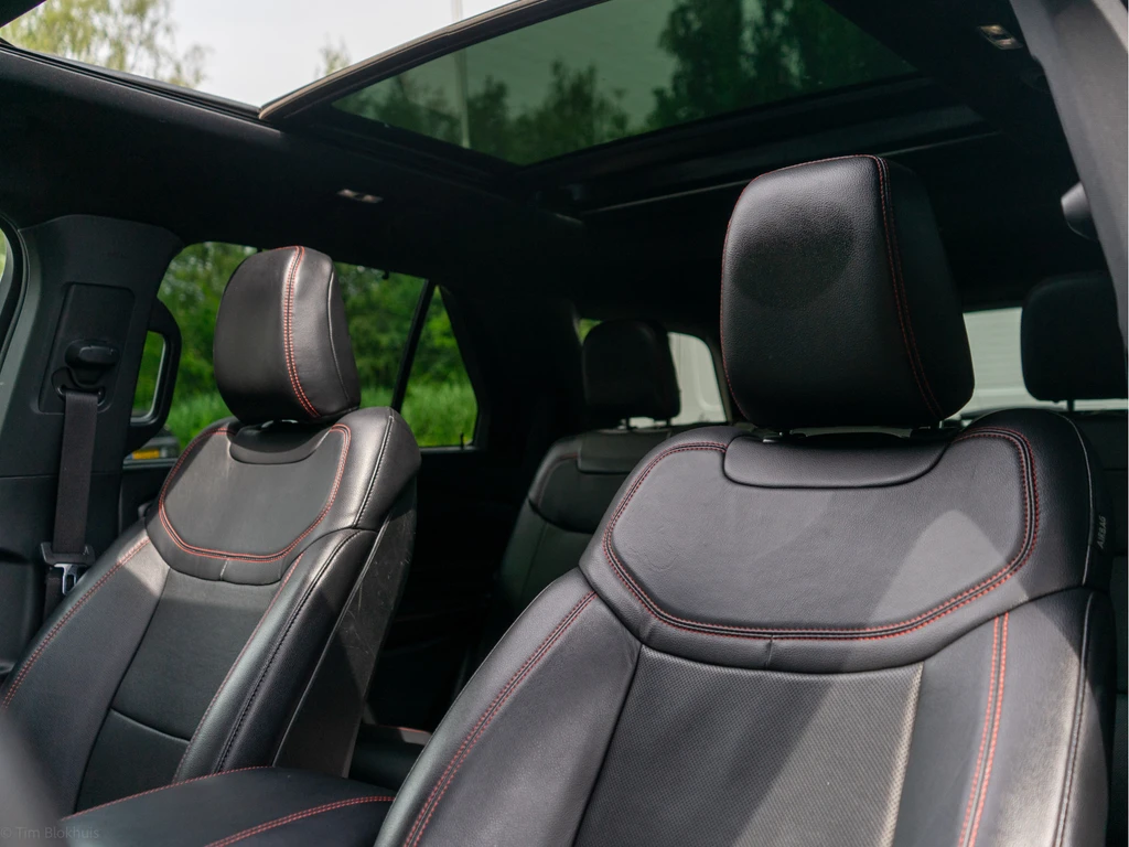 Ford Explorer – foto 8