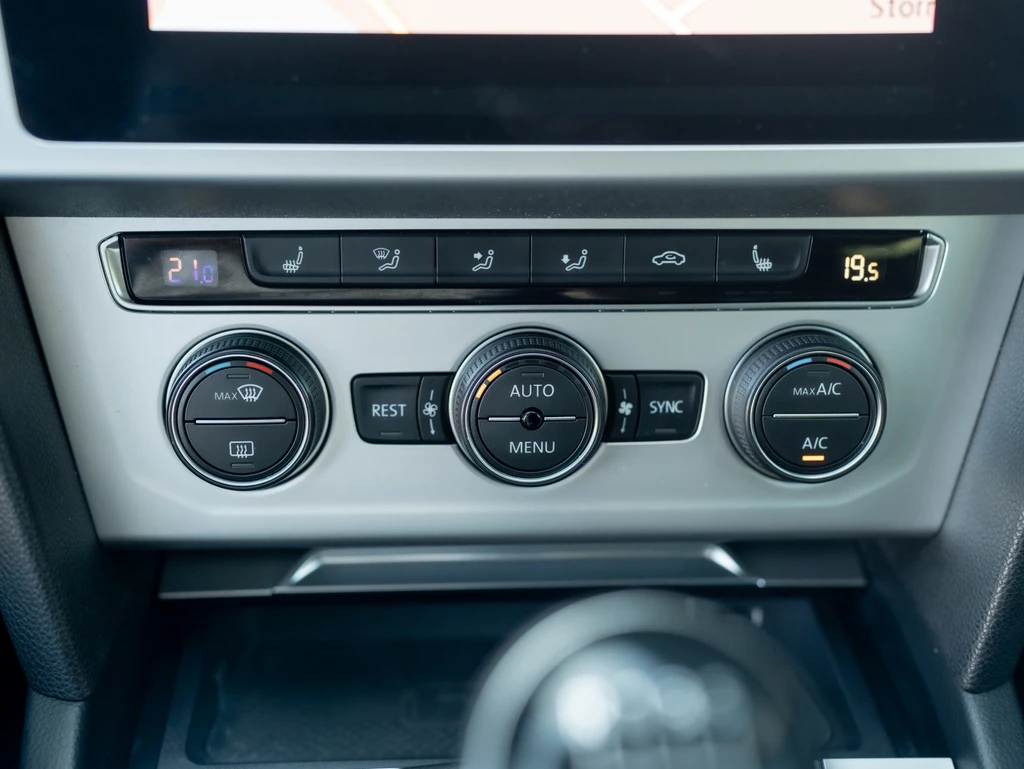 Volkswagen Passat – foto 27