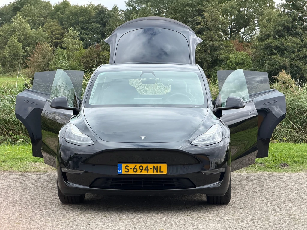 Tesla Model Y – foto 8