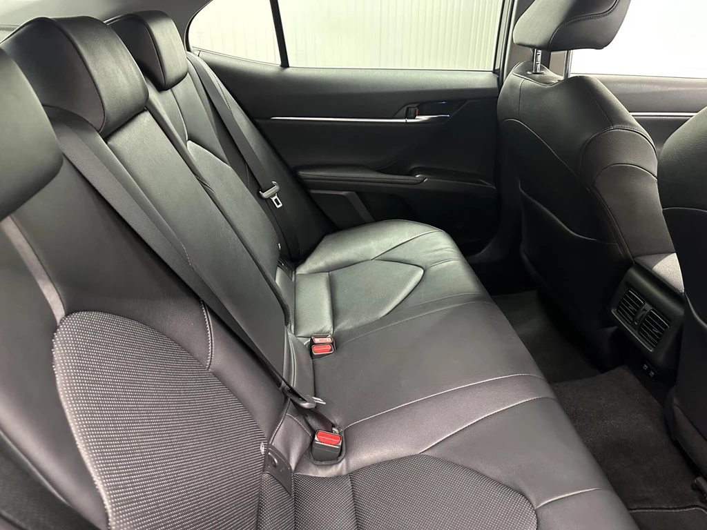 Toyota Camry – foto 14