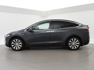 Tesla Model X – thumbnail 3