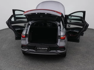 BYD ATTO 3 – thumbnail 32