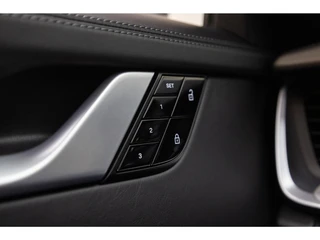 Porsche 911 – thumbnail 31