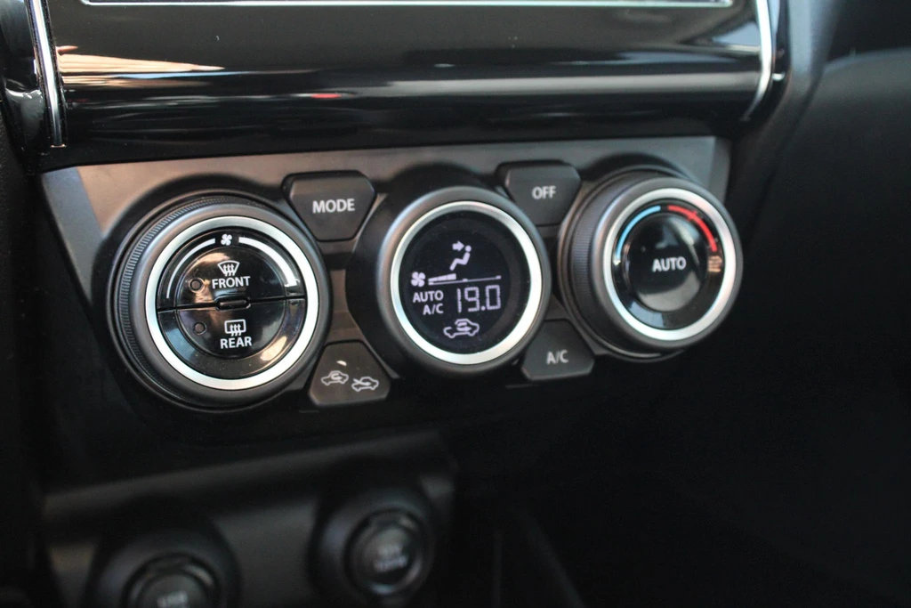 Suzuki Swift – foto 24