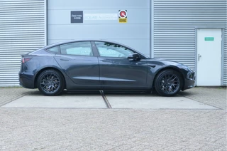 Tesla Model 3 – thumbnail 4