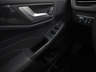 Ford Kuga – thumbnail 32