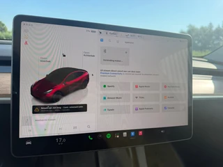 Tesla Model Y – thumbnail 18