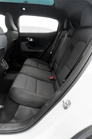 Polestar 2 – thumbnail 15