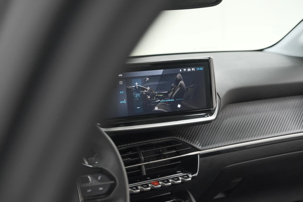 Peugeot 208 – foto 53