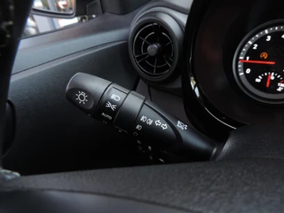 Hyundai i10 – thumbnail 24