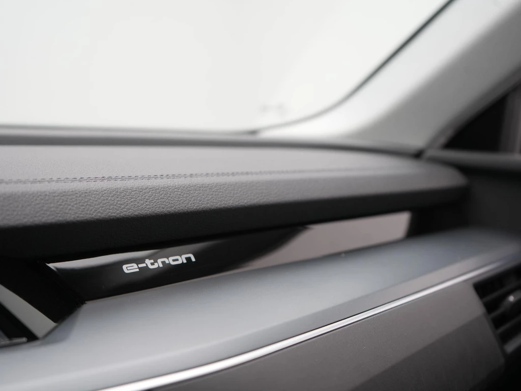 Audi e-tron – foto 20