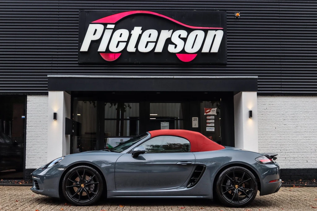 Porsche 718 – foto 6