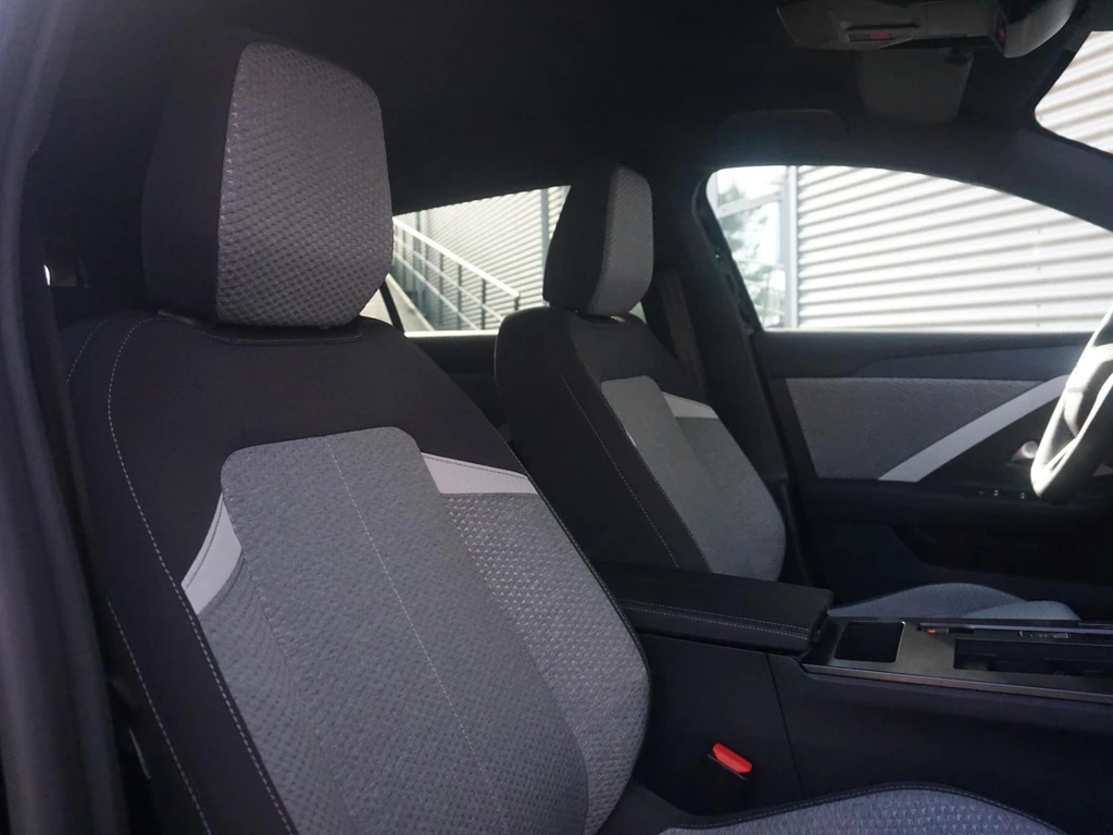Opel Astra – foto 12