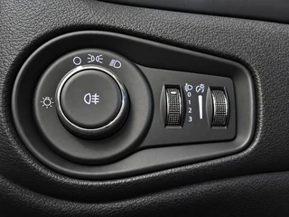 Jeep Renegade – thumbnail 11