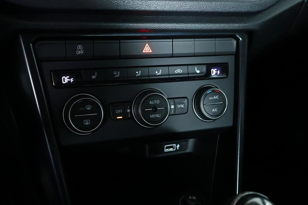 Volkswagen T-Roc – foto 18