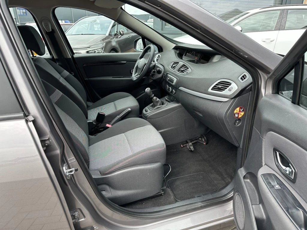 Renault Grand Scénic – foto 9