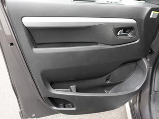 Opel Vivaro – thumbnail 16
