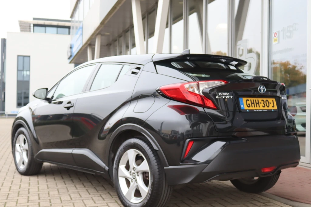 Toyota C-HR – foto 8