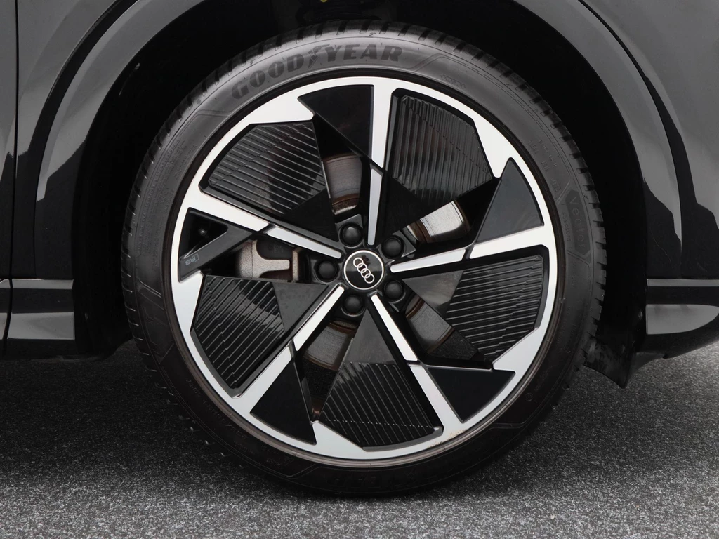 Audi Q4 Sportback e-tron – foto 14