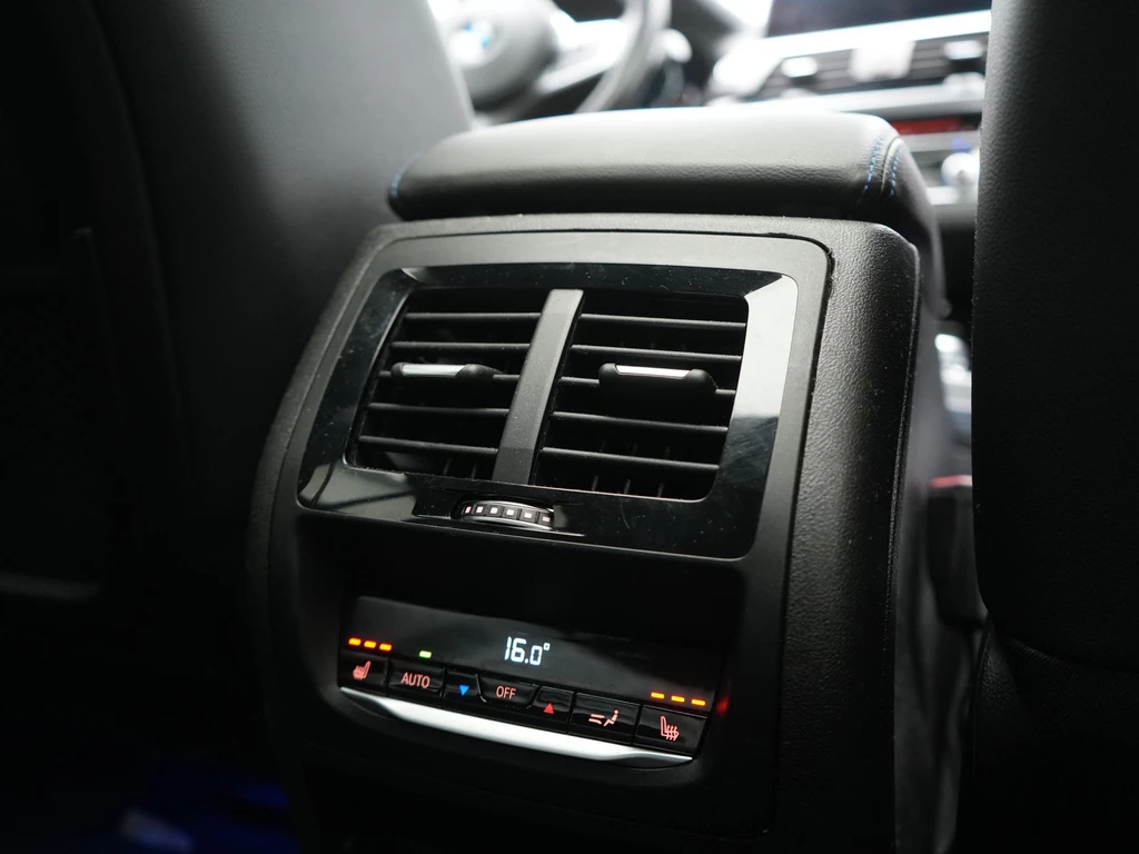 BMW X4 – foto 32