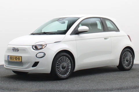 Fiat 500e Icon 42 kWh Virtual Cockpit, Cruise, Apple Carplay, Lane Assist, Climate, DAB, LED, 16''