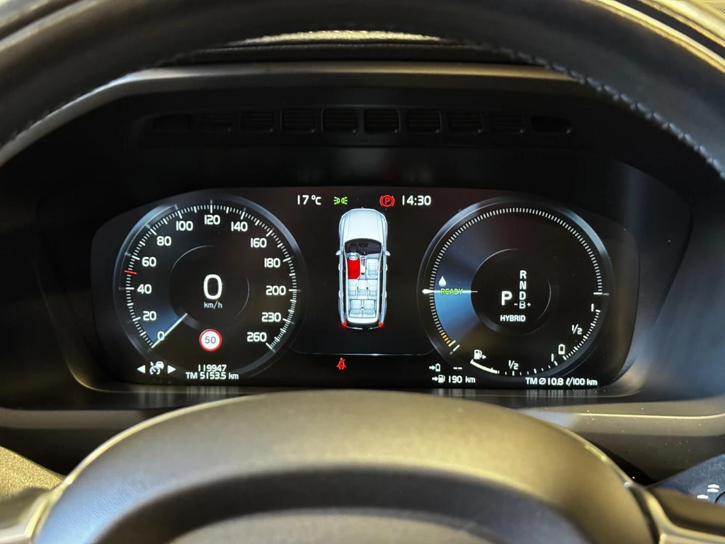 Volvo XC90 – foto 29