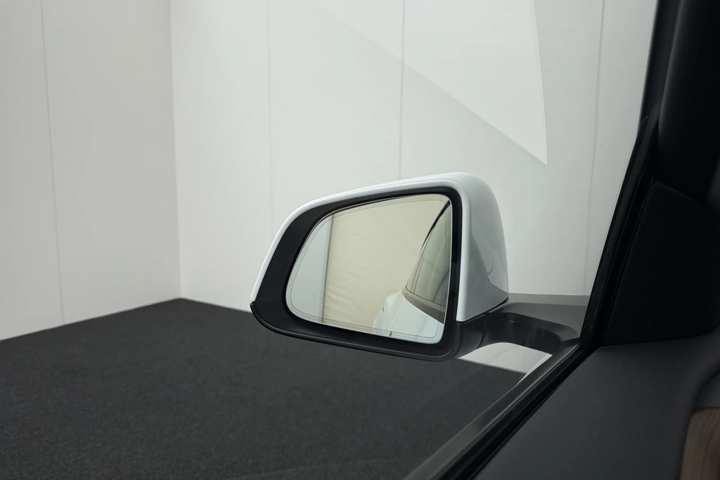 Tesla Model Y – foto 26