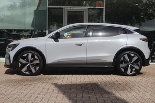Renault Megane E-Tech – thumbnail 3