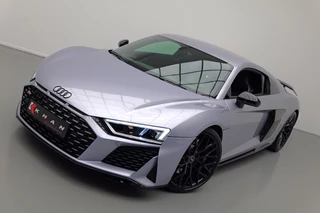 Audi R8 – thumbnail 4