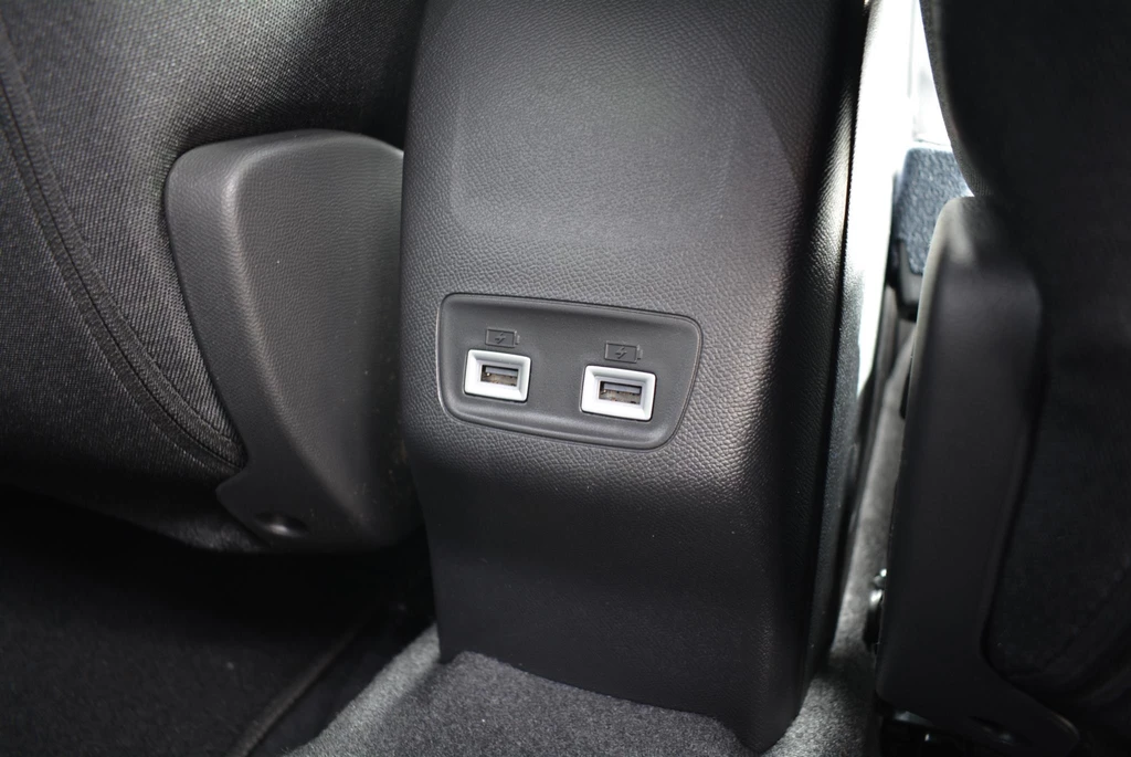 Peugeot e-2008 – foto 20