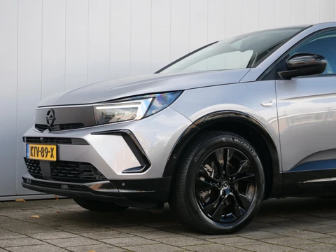 Opel Grandland 1.6 Turbo Plug-In Hybrid Business Elegance 224 Pk Automaat Apple Carplay / DAB / Camera