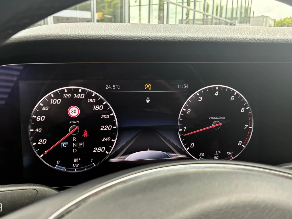 Mercedes-Benz E-Klasse – foto 28