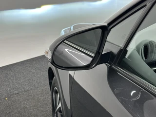 Toyota C-HR – thumbnail 10